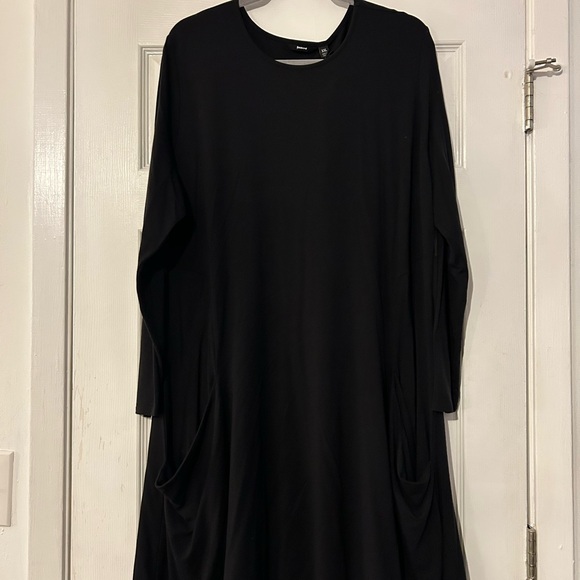 Betabrand Classic Black Long Sleeve Dress - Picture 1 of 6